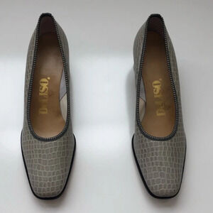 Deliso Croc Gray Gray Pumps Size 8.5
